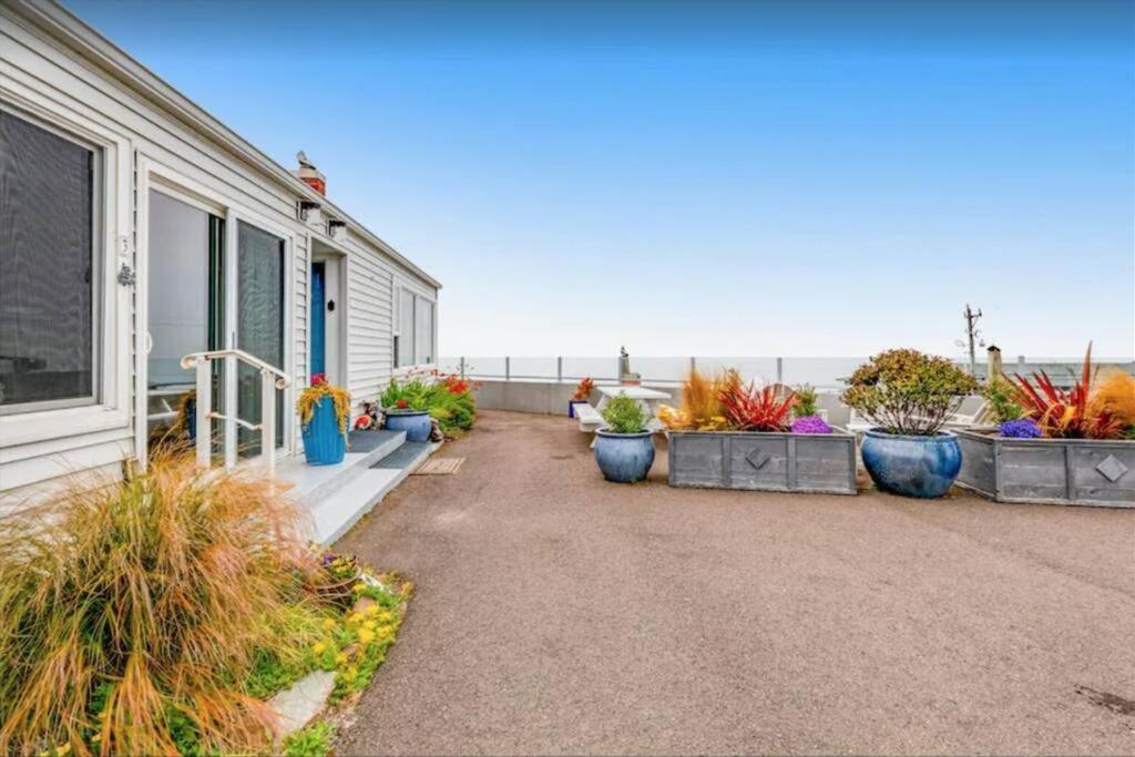 Condo By The Sea Lincoln City Exterior photo